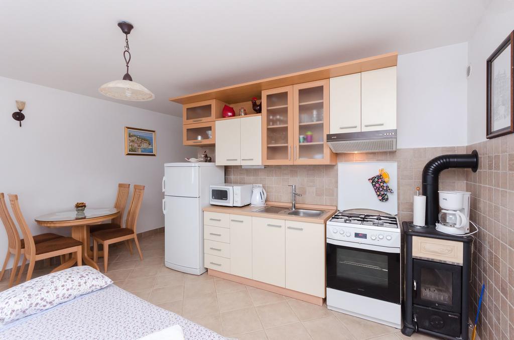 Apartment Zorka Medveja Zewnętrze zdjęcie